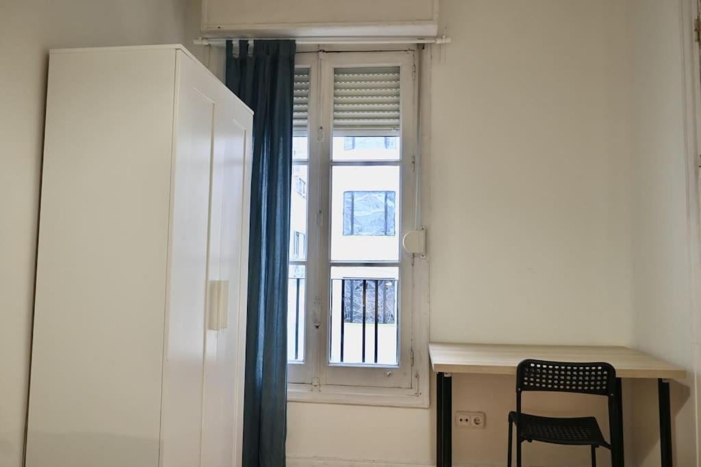 Apartamento For Centrica Y Amplia Vivienda Temporal Mdc23